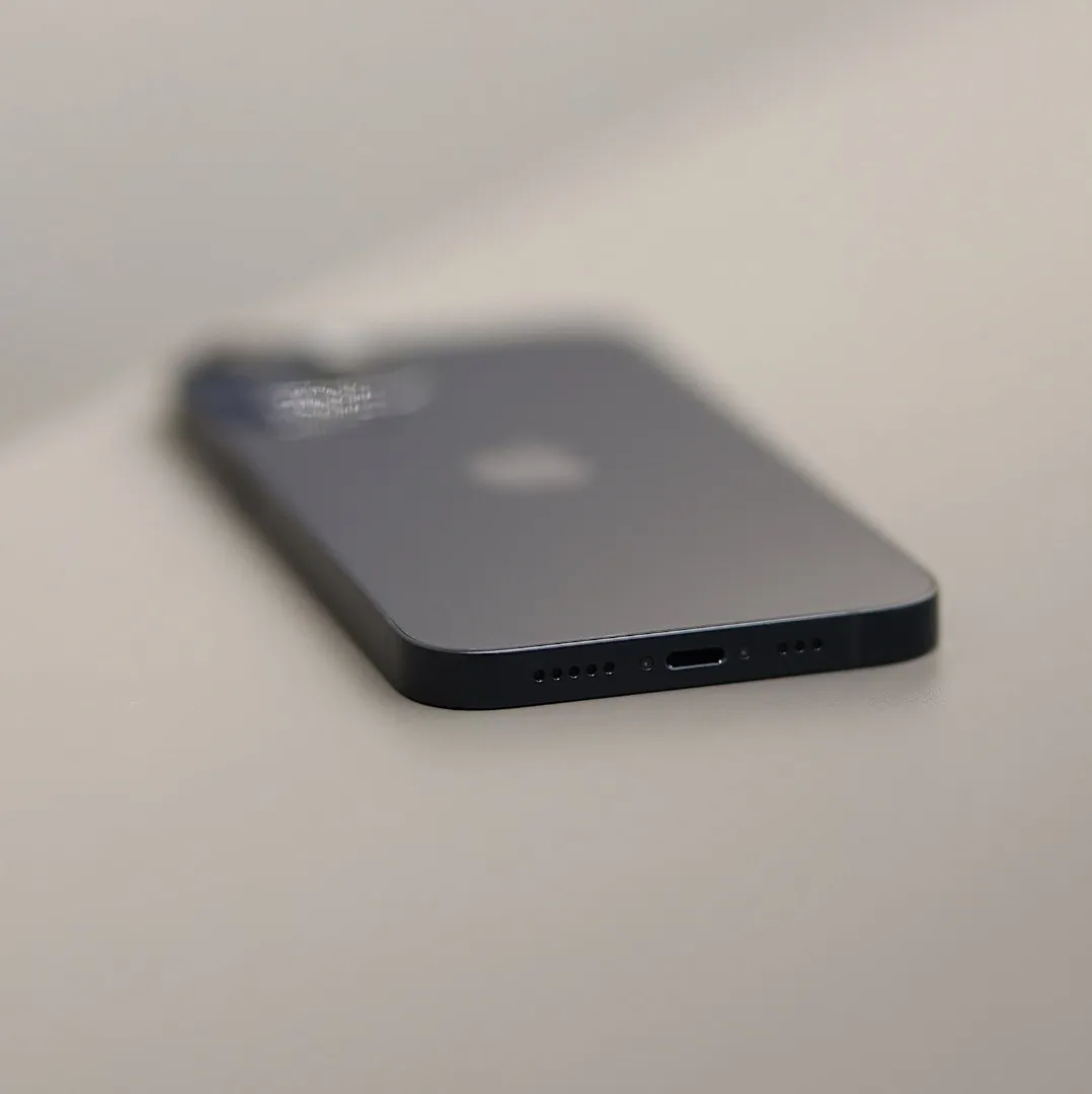 iPhone14 ミッドナイト 128GB iPhone 14 128 Gb Midnight — купить Apple Айфон 14 128 Гб